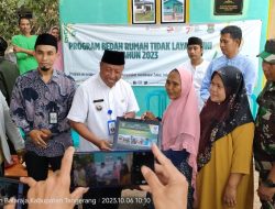 Camat Balaraja Willy Patria Resmikan Bedah Rumah dari BAZNAS kabupaten Tangerang