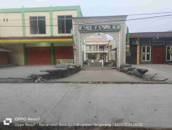 Dewa Ketua Media Center Balaraja ( MCB ) Apresiasi Kegiatan Betonisasi Jalan Gembong – Tobat