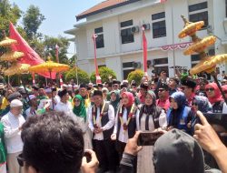 Hari Terakhir Pendaftaran, Pasangan MUDAH Datangi KPU Kabupaten Pasuruan