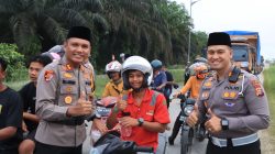 Polres Siak Gelar Kegiatan Berbagi Takjil dalam Rangka Ops Tertib Ramadan Lancang Kuning – 2025