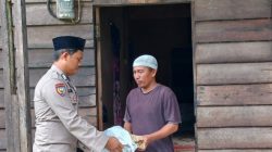 Polsek Siak Serahkan Bantuan Sosial Kepada Warga Kurang Mampu, Dalam Rangka Ops Tertib Ramadhan Lancang Kuning 2025