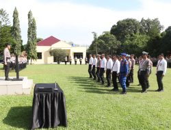 Kapolres Banyuasin Pimpin Upacara Pemberian Penghargaan Personil Yang Berprestasi dan Halal Bihalal