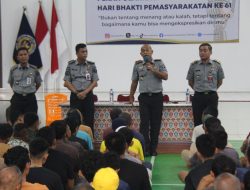 Tegas Antisipasi Gangguan Kamtib, Kepala Lapas Kelas IIA Pekanbaru Beri Pengarahan kepada Warga Binaan