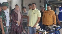 Wabup Nagan Raya Kunjungi Lokasi Kebakaran di Gampong Parom, Salurkan Bantuan Masa Panik